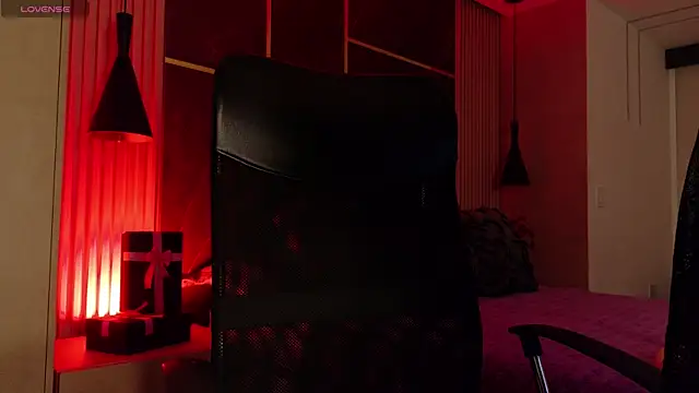 ParisSalvatore online show from 13, 1, 2026