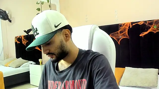 Snapshot of Ryan_Jackson_ chatting on 8, 10, 2025 Ryan Jackson  online show from 8, 10, 2025