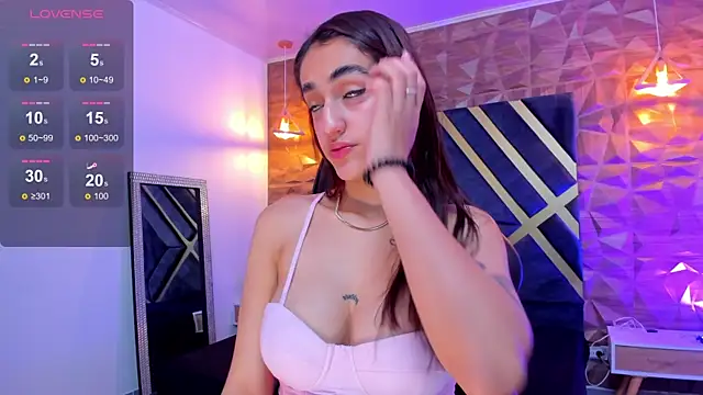 Snapshot of LexiVie_ chatting on 2, 10, 2025 LexiVie online show from 2, 10, 2025