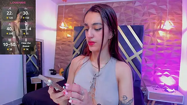 Snapshot of LexiVie_ chatting on 14, 10, 2025 LexiVie online show from 14, 10, 2025