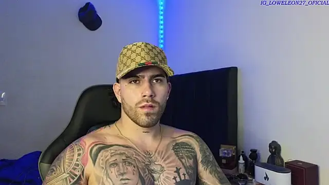 Snapshot of Ades_Lowe chatting on 18, 1, 2026 Ades Lowe online show from 18, 1, 2026