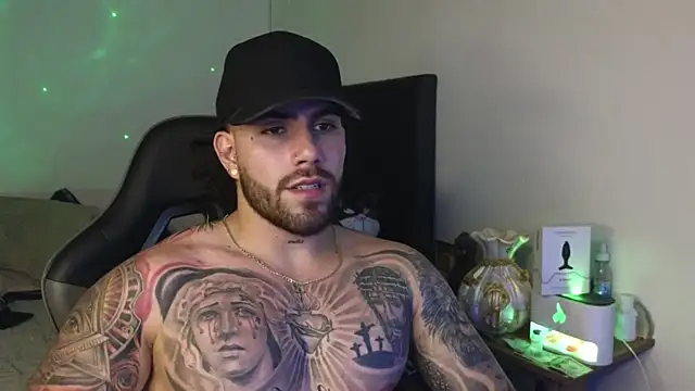 Ades Lowe online show from 25, 3, 2026