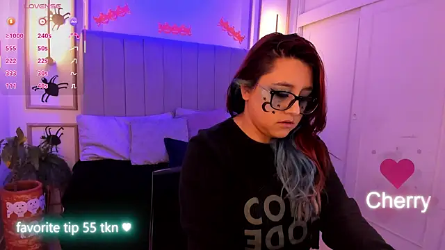 Snapshot of Cherry_blush_ chatting on 13, 10, 2025 Cherry blush online show from 13, 10, 2025