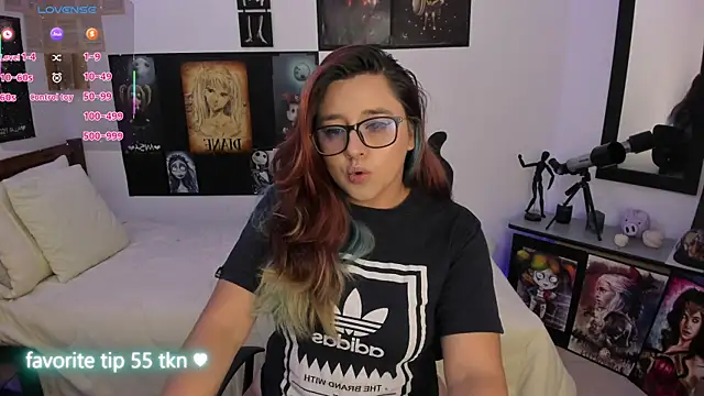 Snapshot of Cherry_blush_ chatting on 12, 11, 2025 Cherry blush online show from 12, 11, 2025