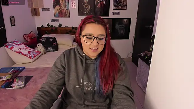 Snapshot of Cherry_blush_ chatting on 8, 1, 2026 Cherry blush online show from 8, 1, 2026