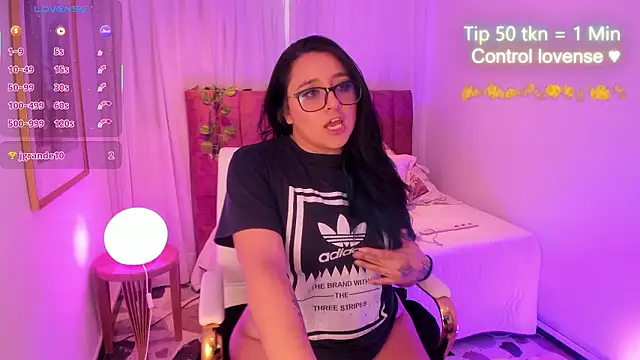 Snapshot of Cherry_blush_ chatting on 17, 2, 2026 Cherry blush online show from 17, 2, 2026