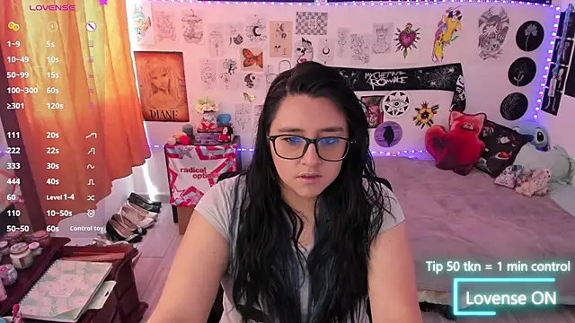 Snapshot of Cherry_blush_ chatting on 21, 4, 2026 Cherry blush online show from 21, 4, 2026