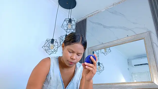 Snapshot of keyla_mejia chatting on 18, 6, 2026 keyla mejia online show from 18, 6, 2026