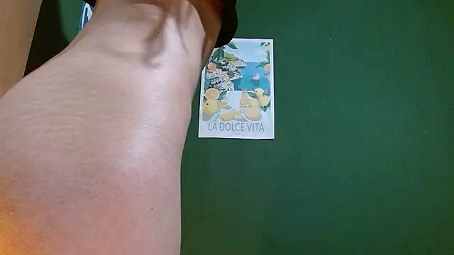 Roxiehood online show from 21, 4, 2026