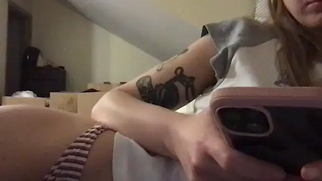 Snapshot of rose_puzzy69 chatting on 21, 4, 2026 rose puzzy69 online show from 21, 4, 2026