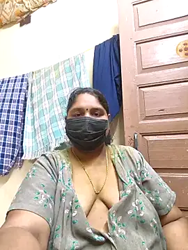 Villageanuty online show from 10, 11, 2025