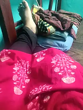 Villageanuty online show from 15, 4, 2026