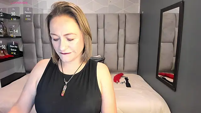 Charlot milf online show from 30, 5, 2026