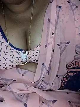 Snapshot of Mia-Telugu chatting on 5, 2, 2026 Mia-Telugu online show from 5, 2, 2026