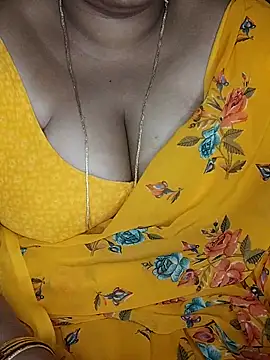 Snapshot of Mia-Telugu chatting on 7, 2, 2026 Mia-Telugu online show from 7, 2, 2026