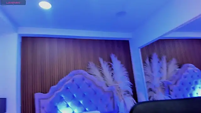 SelenaStonne online show from 1, 3, 2026