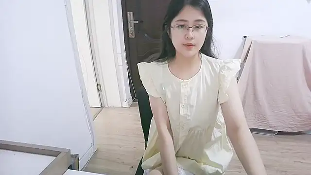 Snapshot of 98bunny chatting on 7, 7, 2026 98bunny online show from 7, 7, 2026