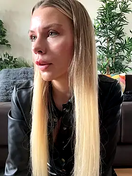 SexyMommyKate online show from 10, 10, 2025