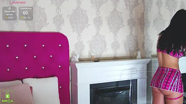 MaddySpears online show from 8, 10, 2025