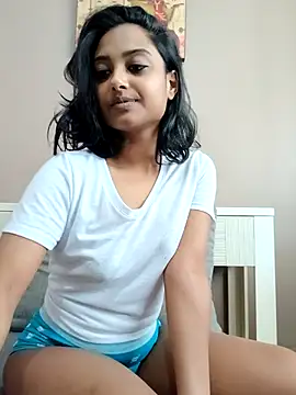 littlemissdevil69 online show from 11, 2, 2026