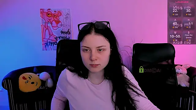 Snapshot of foxy_tease_ chatting on 9, 2, 2026 foxy tease online show from 9, 2, 2026