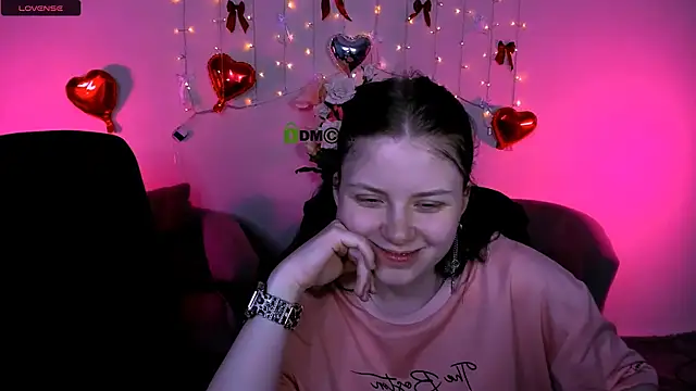 Snapshot of foxy_tease_ chatting on 22, 3, 2026 foxy tease online show from 22, 3, 2026