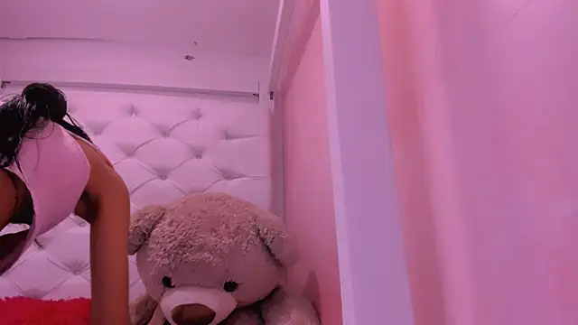 eimy skinny  online show from 17, 4, 2026