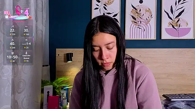 SarahMiler  online show from 16, 12, 2025