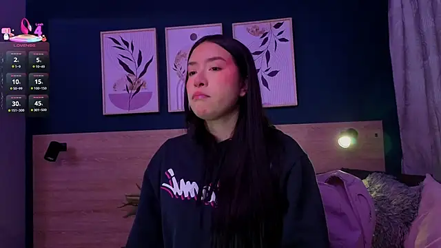 SarahMiler  online show from 17, 2, 2026