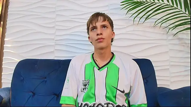 Snapshot of Pavo_tv chatting on 18, 5, 2026 Pavo tv online show from 18, 5, 2026