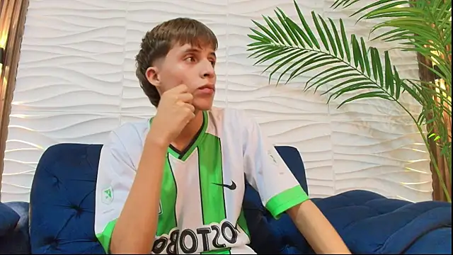 Snapshot of Pavo_tv chatting on 19, 5, 2026 Pavo tv online show from 19, 5, 2026