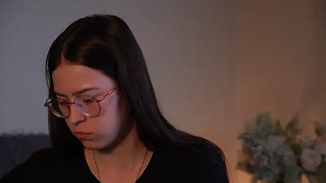 ywixos online show from 14, 9, 2025