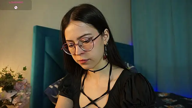 ywixos online show from 26, 9, 2025