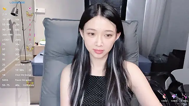 Snapshot of NiNi-baby520 chatting on 6, 10, 2025 NiNi-baby520 online show from 6, 10, 2025