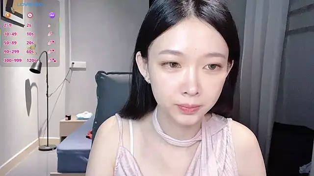 Snapshot of NiNi-baby520 chatting on 30, 10, 2025 NiNi-baby520 online show from 30, 10, 2025