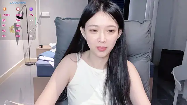 Snapshot of NiNi-baby520 chatting on 21, 11, 2025 NiNi-baby520 online show from 21, 11, 2025