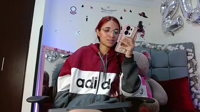 Kitty Slim online show from 2, 10, 2025