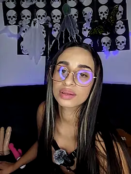 issis22 online show from 29, 10, 2025