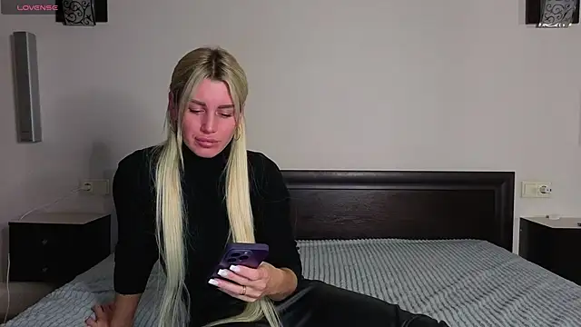 Whiteflower xo online show from 6, 11, 2025