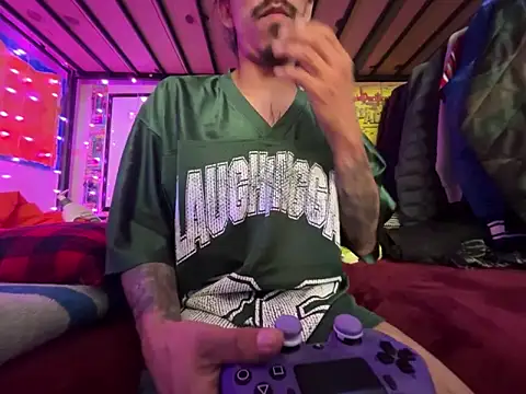 bigdickkane300 online show from 12, 4, 2026