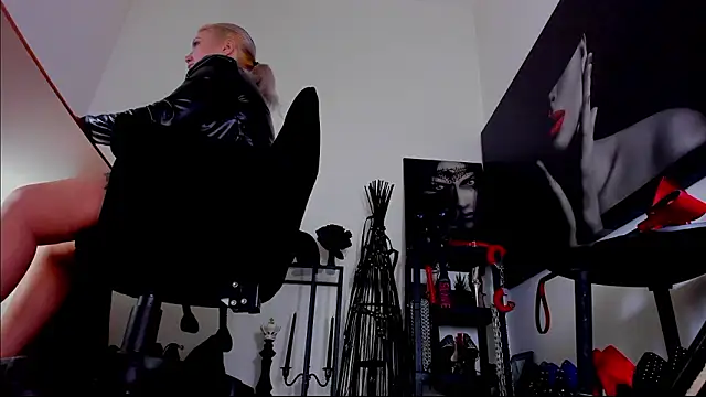 Snapshot of demisweet chatting on 1, 2, 2026 demisweet online show from 1, 2, 2026