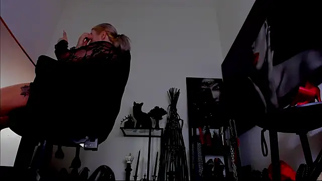 Snapshot of demisweet chatting on 13, 2, 2026 demisweet online show from 13, 2, 2026