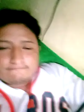 Snapshot of crees99 chatting on 21, 9, 2025 crees99 online show from 21, 9, 2025