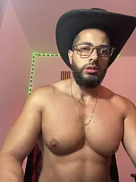 Snapshot of magnumchris chatting on 19, 7, 2026 magnumchris online show from 19, 7, 2026