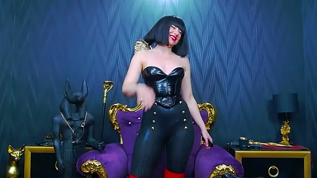 Snapshot of LaraMaeve chatting on 14, 5, 2026 LaraMaeve online show from 14, 5, 2026
