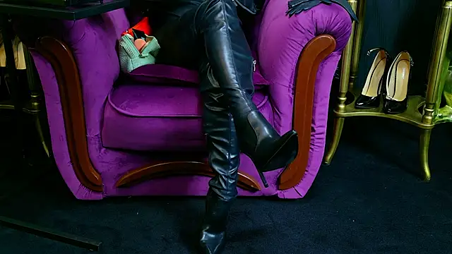 VivianReeve online show from 25, 9, 2025