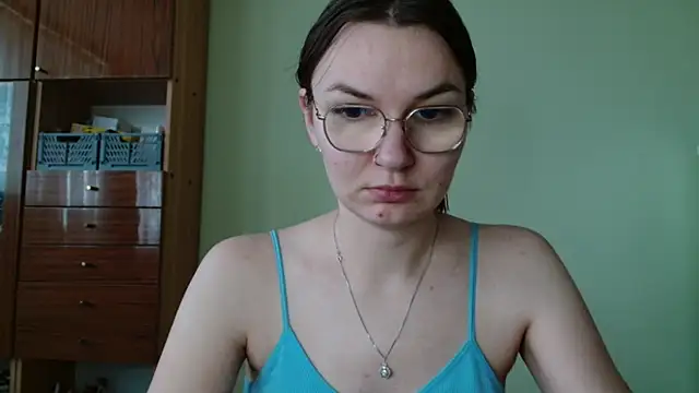 LooveELLYx online show from 24, 10, 2025