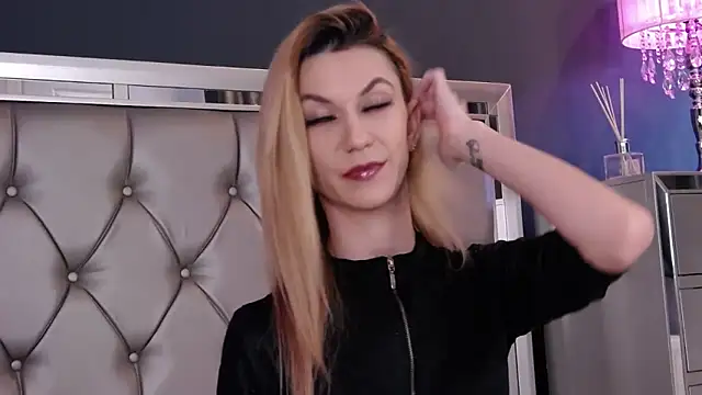 Snapshot of MayaHale chatting on 22, 2, 2026 MayaHale online show from 22, 2, 2026