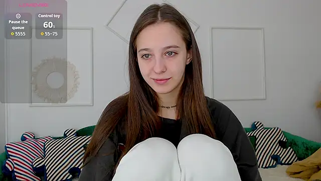 Little cherryy   online show from 2, 10, 2025
