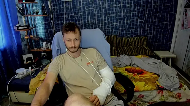 CuteBoy228 online show from 31, 5, 2026